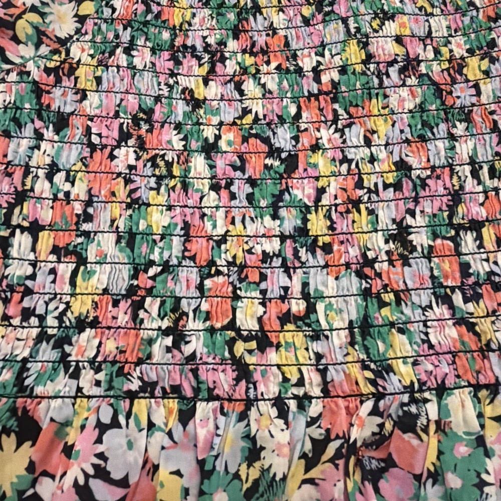 NEW Gap Kids Girls M 8 Navy Floral Smocked Top Puff Sleeve Square Neck Blouse - Picture 2 of 9